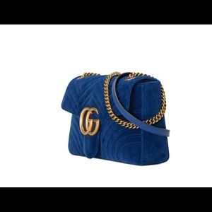 Gucci
GG Marmont velvet shoulder bag